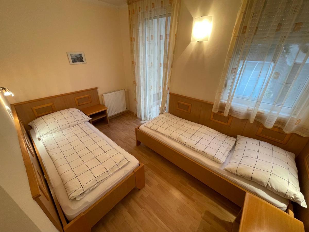 Garda Wellness Apartmanhaz Heviz Exterior photo