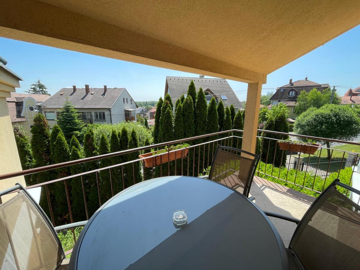 Garda Wellness Apartmanhaz Heviz Exterior photo
