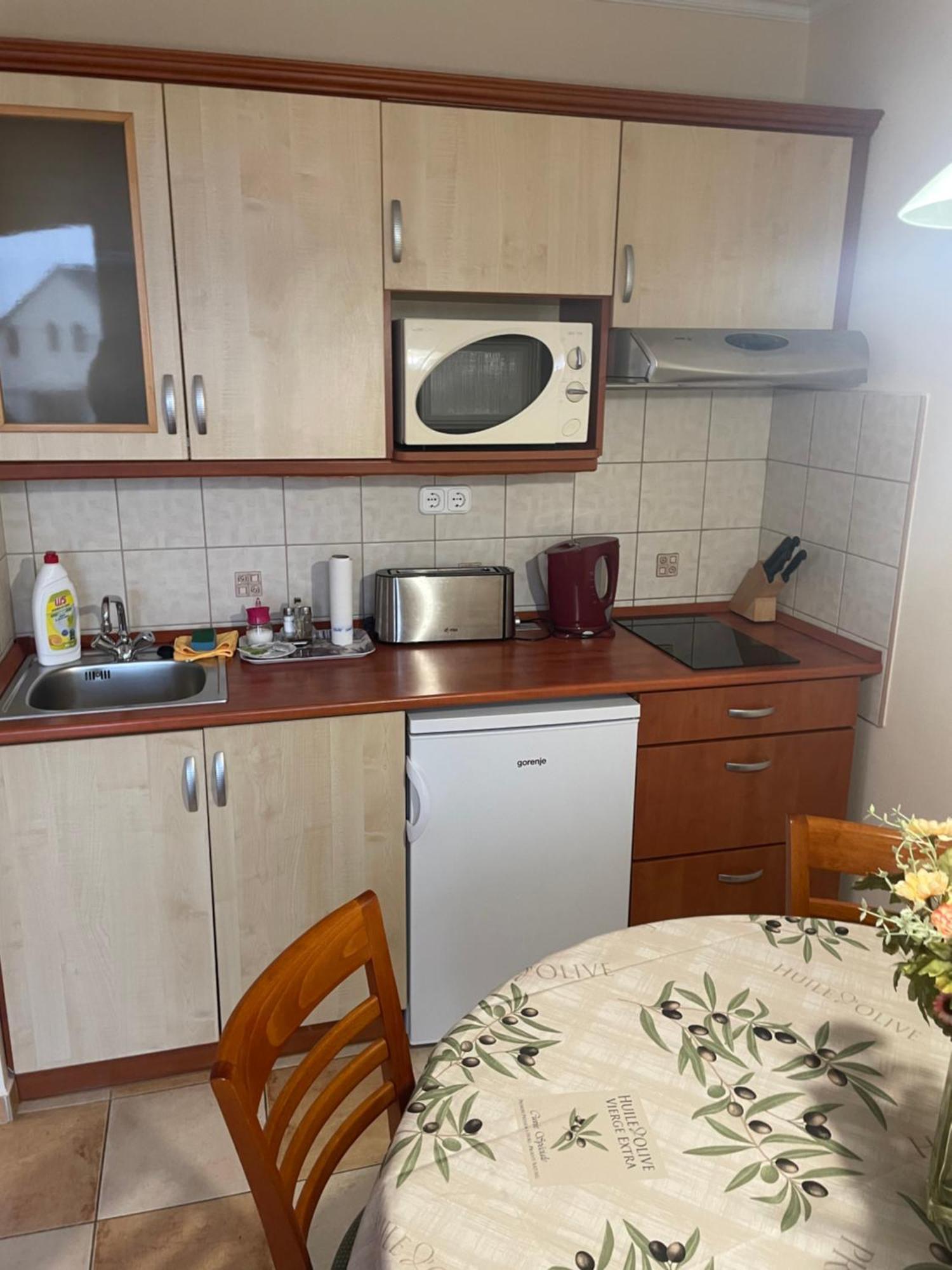 Garda Wellness Apartmanhaz Heviz Room photo